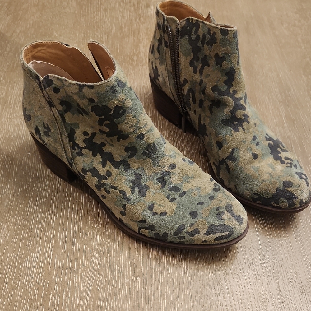 Lucky Brand Camouflage Ankle Boots